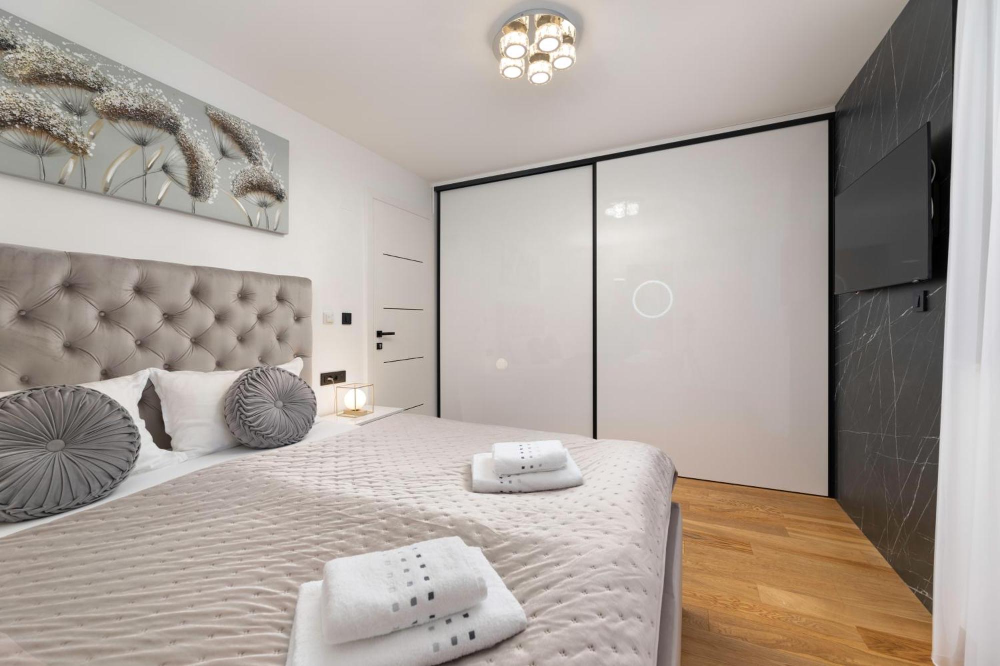 Villa Njivice Apartman Marina 外观 照片