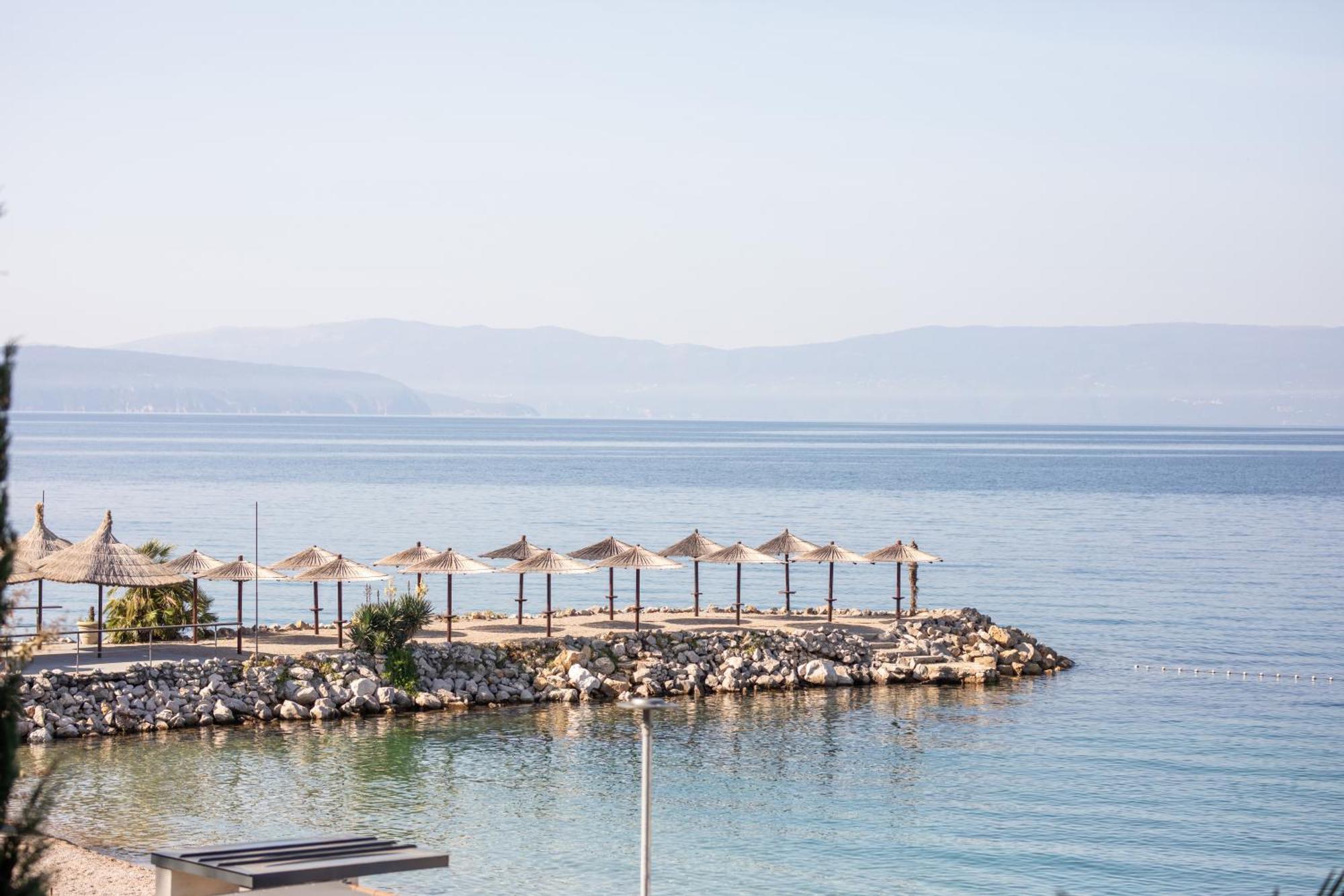Villa Njivice Apartman Marina 外观 照片