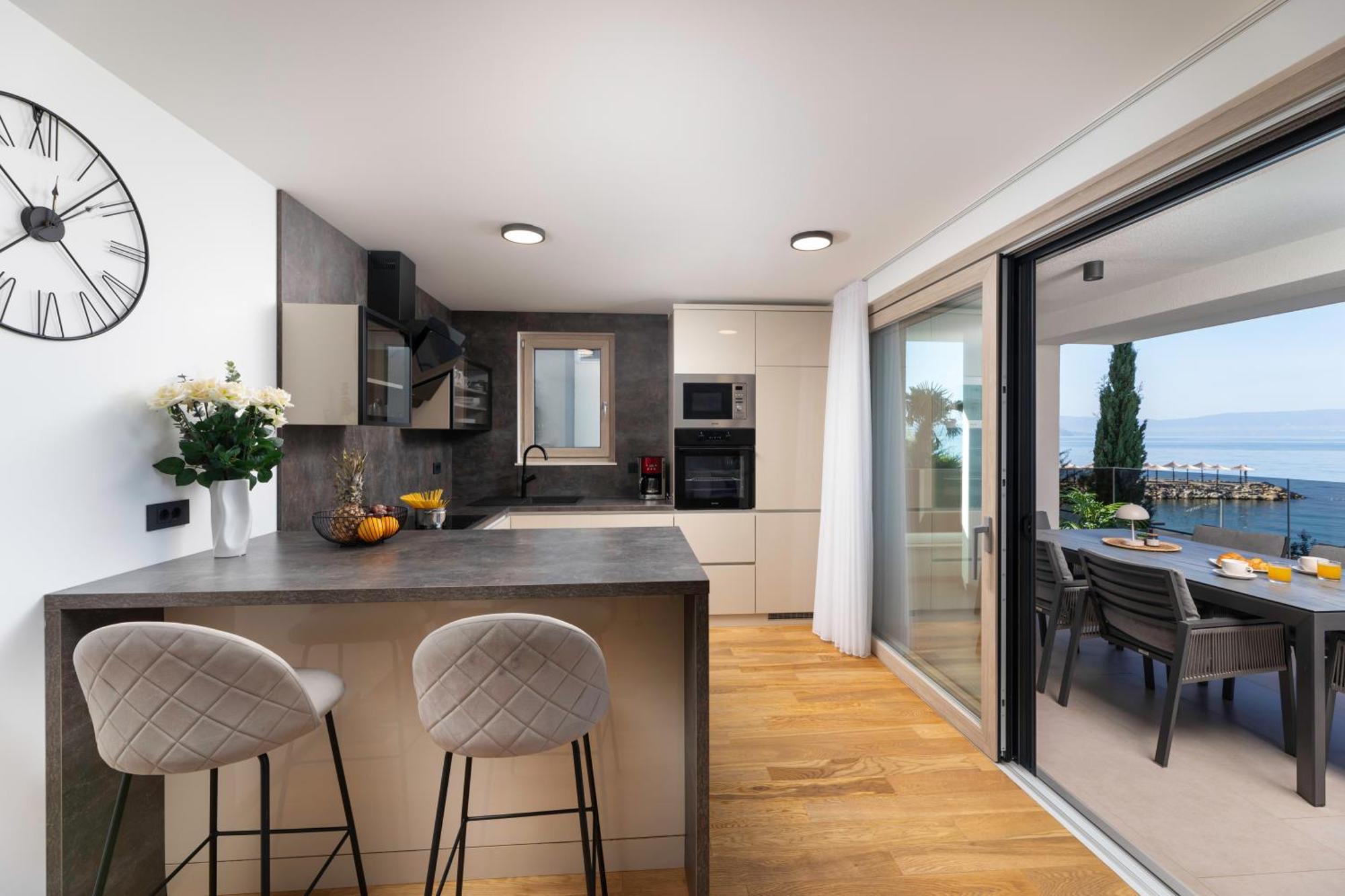 Villa Njivice Apartman Marina 外观 照片